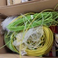 1435722-17 Kartonger med elmaterial och installationskomponenter