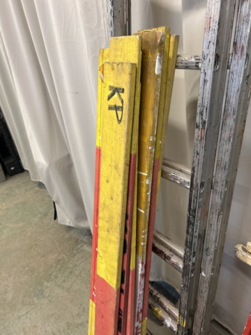 1455022-8 Collection with ladders, trestles and safety board