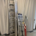 1455022-1 Collection with ladders, trestles and safety board