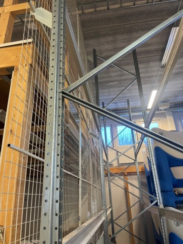 1470254-3 Warehouse shelving system/pallet rack