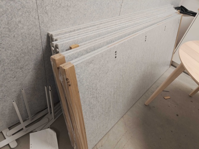 1435738-2 Screen walls