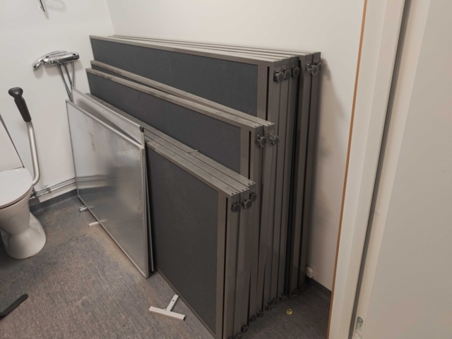 1435738-4 Screen walls