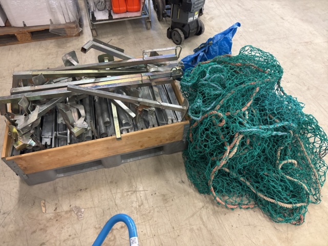 1443794-38 Parti med byggställningsdelar Scafom-rux m.fl.