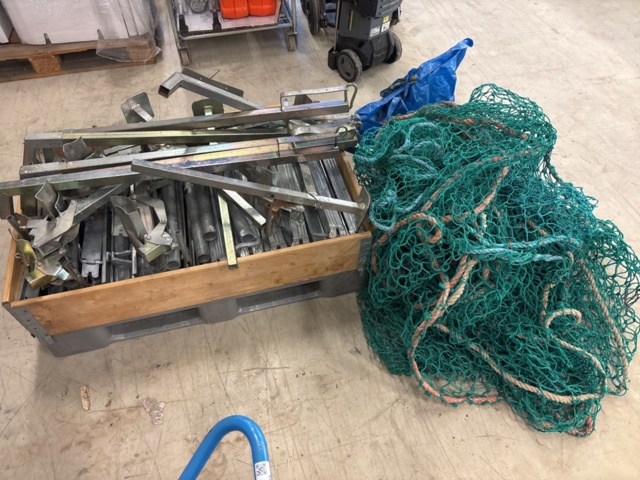 1443794-39 Parti med byggställningsdelar Scafom-rux m.fl.