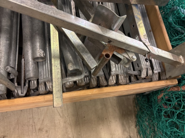 1443794-41 Parti med byggställningsdelar Scafom-rux m.fl.