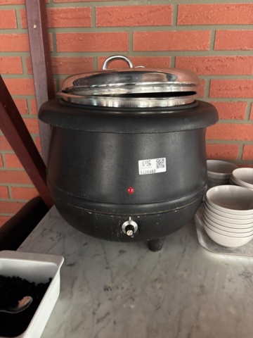 1428482-2 Electric soup warmer