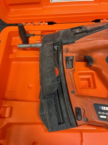 1492971-4 Nail gun Spit Pulsa 800P+