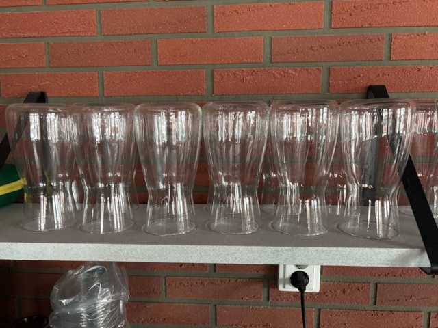 1428485-9 Collection of various porcelain and serving items