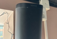 1428486 Wall-mounted speaker - Sonos One