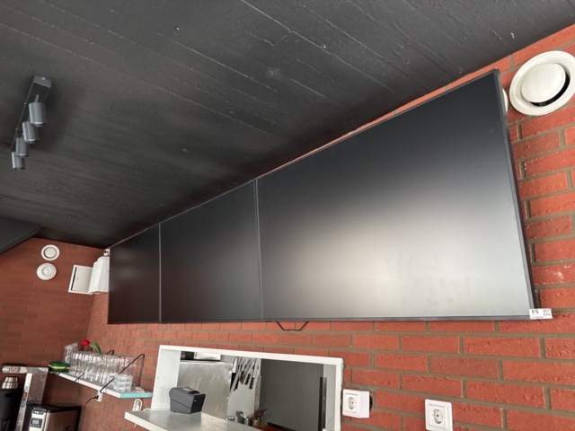 1428492-2 Menu boards 3 pcs approx. 55" with wall mount - Samsung