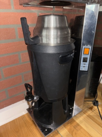 1428494-7 Coffee maker with thermos - Coffee Queen