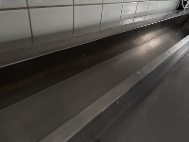 1428496-5 Refrigerated counter with cooling channel and 3 cabinets