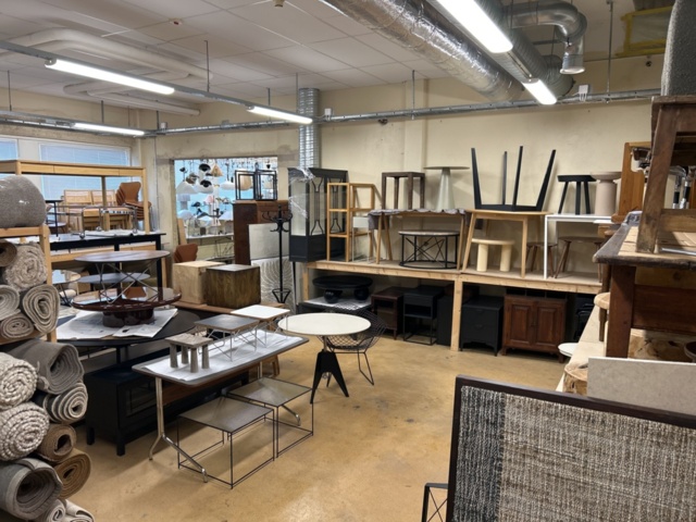 1457528-1 Designmöbler och inredning - Cassina, Fritz Hansen, Vitra, Louis Poulsen m.fl.