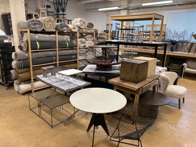 1457528-3 Designmöbler och inredning - Cassina, Fritz Hansen, Vitra, Louis Poulsen m.fl.