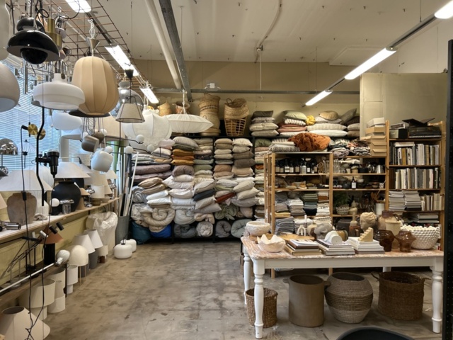 1457528-5 Designmöbler och inredning - Cassina, Fritz Hansen, Vitra, Louis Poulsen m.fl.