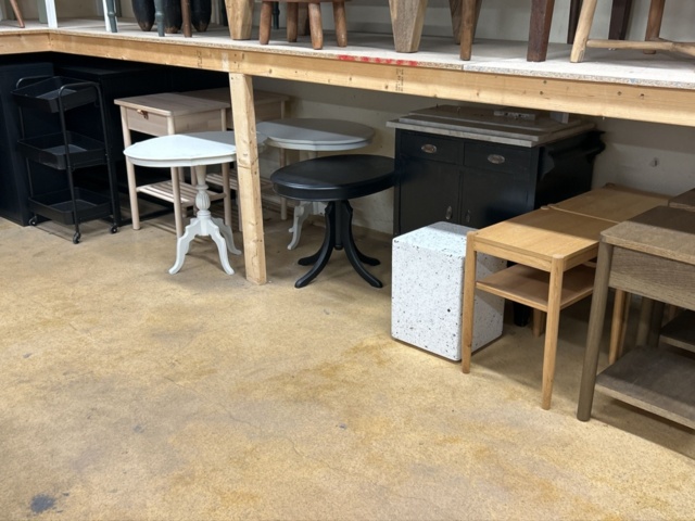 1457528-16 Designmöbler och inredning - Cassina, Fritz Hansen, Vitra, Louis Poulsen m.fl.