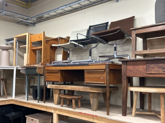 1457528-17 Designmöbler och inredning - Cassina, Fritz Hansen, Vitra, Louis Poulsen m.fl.