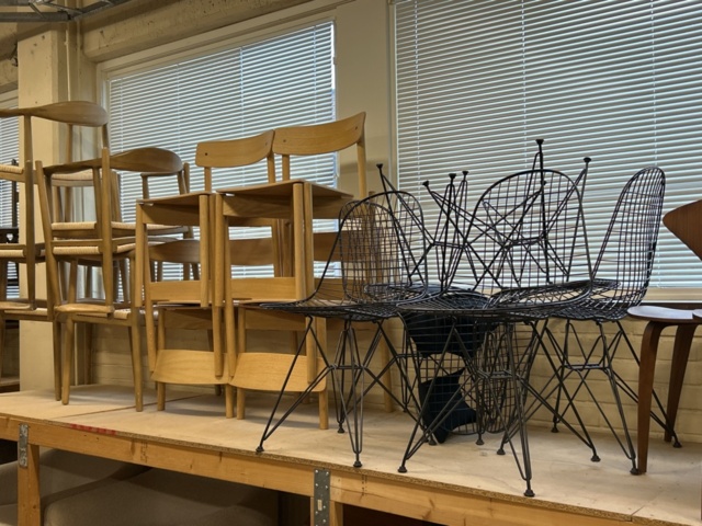 1457528-42 Designmöbler och inredning - Cassina, Fritz Hansen, Vitra, Louis Poulsen m.fl.