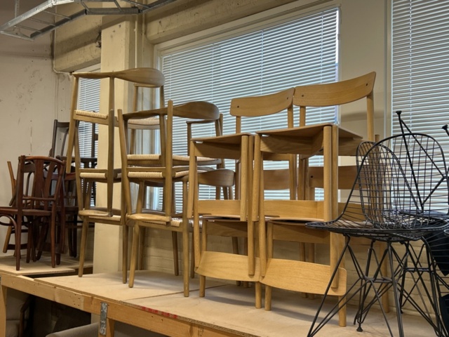 1457528-45 Designmöbler och inredning - Cassina, Fritz Hansen, Vitra, Louis Poulsen m.fl.