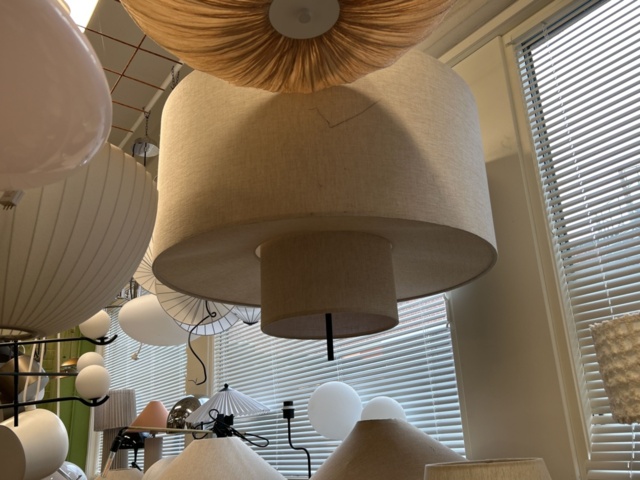 1457528-70 Designmöbler och inredning - Cassina, Fritz Hansen, Vitra, Louis Poulsen m.fl.