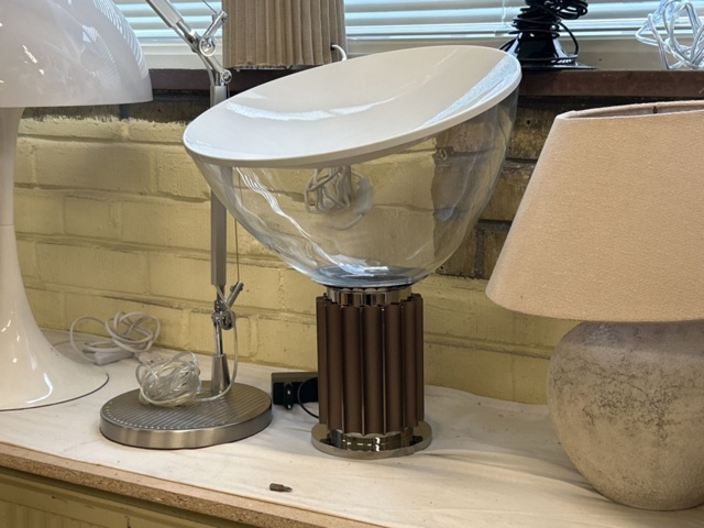 1457528-76 Designmöbler och inredning - Cassina, Fritz Hansen, Vitra, Louis Poulsen m.fl.