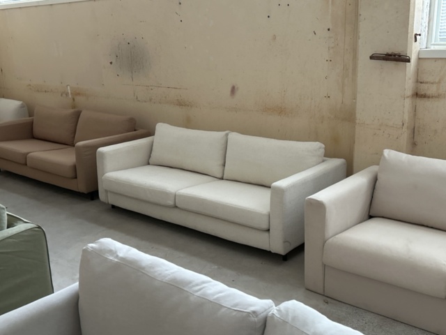 1457528-83 Designmöbler och inredning - Cassina, Fritz Hansen, Vitra, Louis Poulsen m.fl.