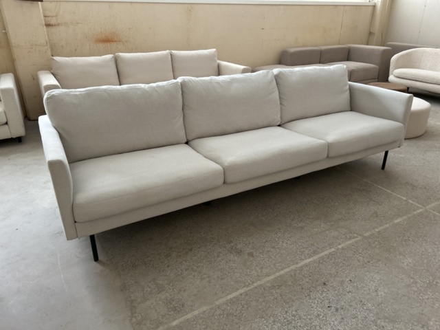 1457528-90 Designmöbler och inredning - Cassina, Fritz Hansen, Vitra, Louis Poulsen m.fl.