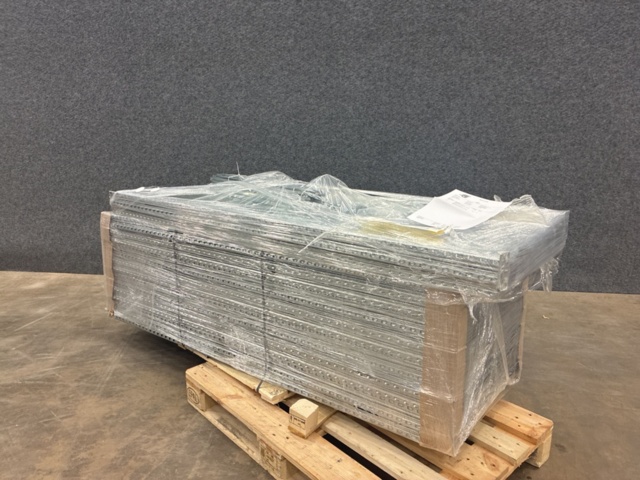 1493047-3 8 pcs Shelving unit TRANSFORM Basic section, 4 shelves, 1972x975x600 mm