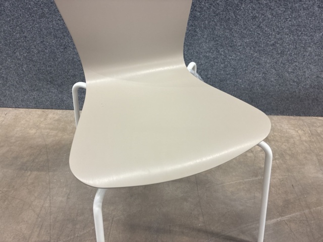 1493048-4 6 st Stolar MILLA vitt stativ, sand