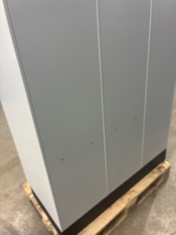 1492979-13 Elevskåp ROZ 3 sektioner, inkl. sockel, 1510x1200x550 mm, grön