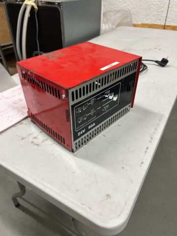 1470261-10 Yale articulated stacker / ride stacker