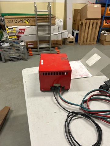 1470261-12 Yale articulated stacker / ride stacker