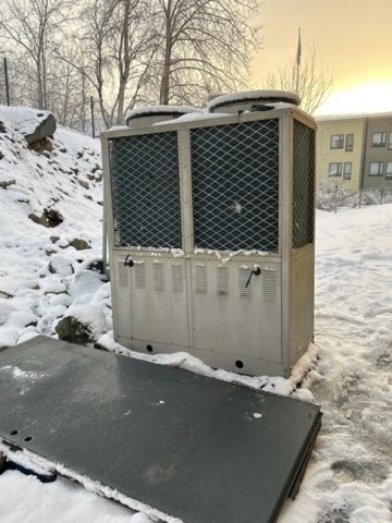 1470262-7 Air/water heat pump (industrial cooling/heat pump unit