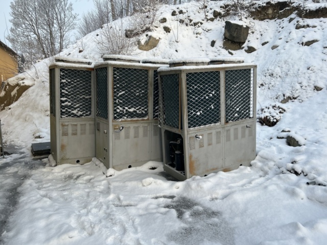 1470262-13 Air/water heat pump (industrial cooling/heat pump unit