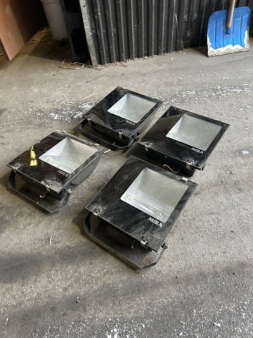 1470264-5 Floodlights / construction floodlights.