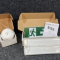 1384782-1 Lot with exit signs and emergency lighting - Cardi SolidLED / Optiled