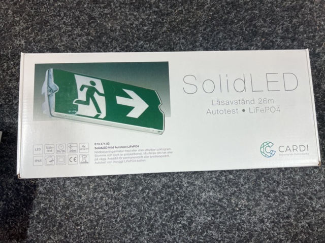 1384782-5 Lot with exit signs and emergency lighting - Cardi SolidLED / Optiled