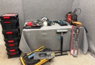 1482189 9 machines with accessories and tool boxes