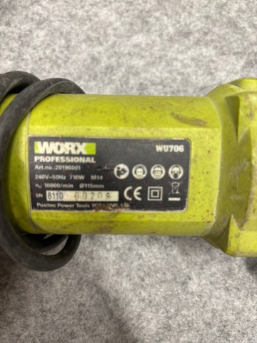 1482189-4 9 machines with accessories and tool boxes