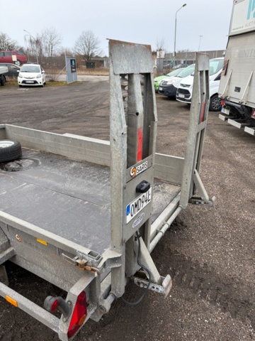 1493303-12 Machine trailer - Saris -2022