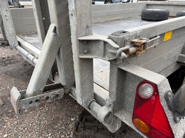 1493303-15 Machine trailer - Saris -2022