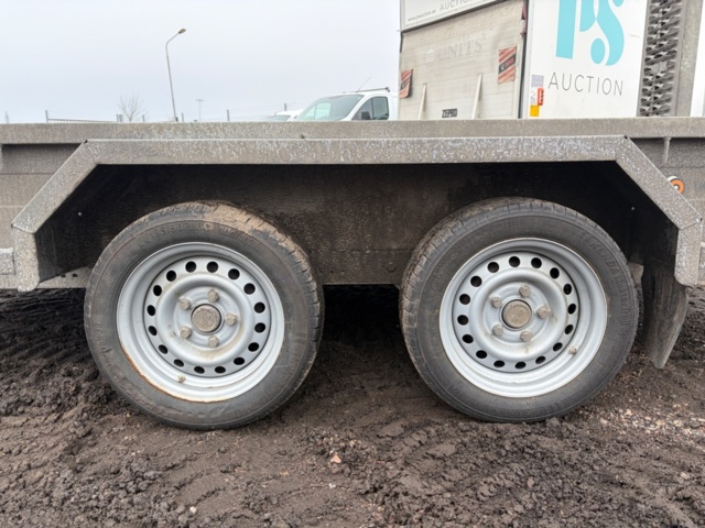 1493303-18 Machine trailer - Saris -2022
