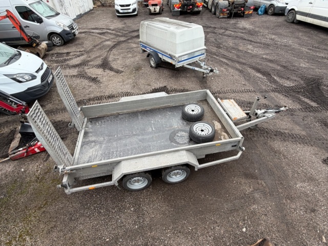 1493303-10 Machine trailer - Saris -2022