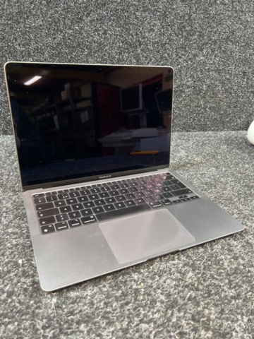 1384785-1 Laptop - Apple MacBook Air 13-inch (M1, 2020)