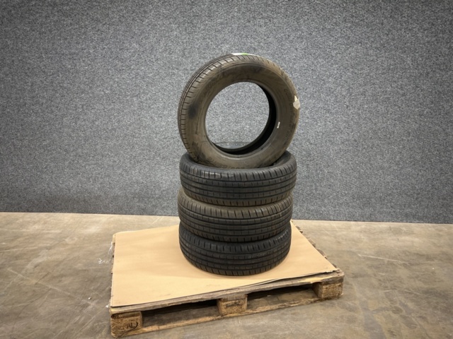 1493256-1 4 st Sommardäck LingLong 205/65 R16