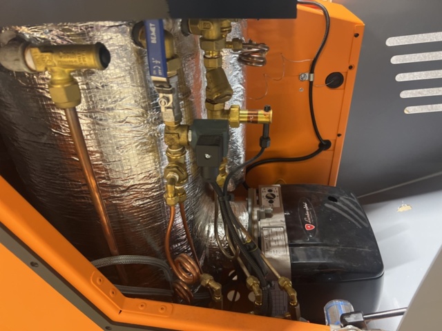 1384787-18 Steam cleaning - Lamborghini Fortador Pro Max 16/20 -2023