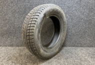 1493319 1 st Friktionsdäck Nexen 215/65 R16