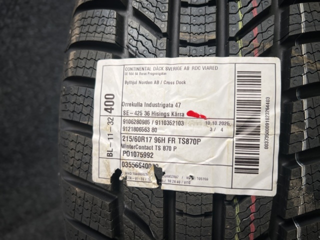 1493288-2 1 st Friktionsdäck Continental 215/60 R17