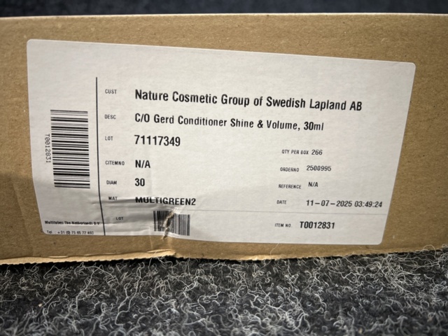 1493350-6 Ca 11.400 st Plastbehållare för Conditioner Shine & Volume, 30ml