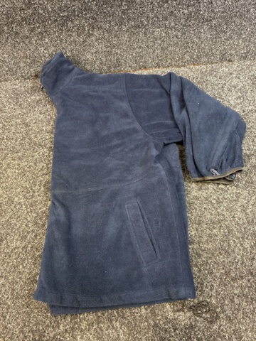 1493447-4 6 pcs Sweaters, size XL